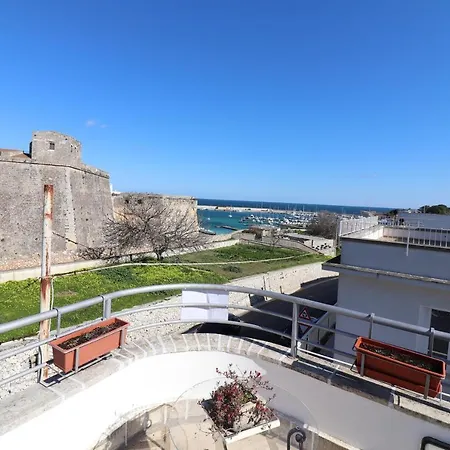 Casa Sophia Panoramic Terrace And Elegant In The Heart Of Сasa de vacaciones Otranto